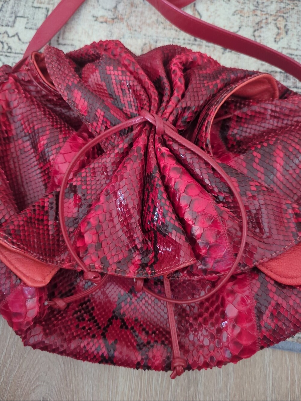 Vintage Red Carlos Falchi Python Snakeskin Leather Crossbody Butterfly Bag - Picture 3 of 16